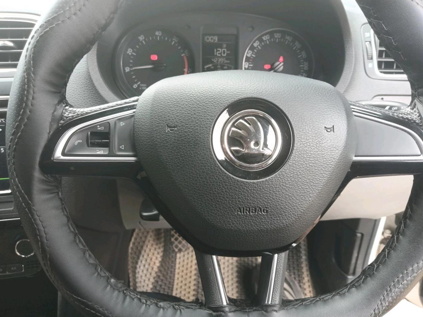 2020 Skoda Rapid 1.0 AMBITION TSI MT, Petrol, Manual, 42,395 km, interior
