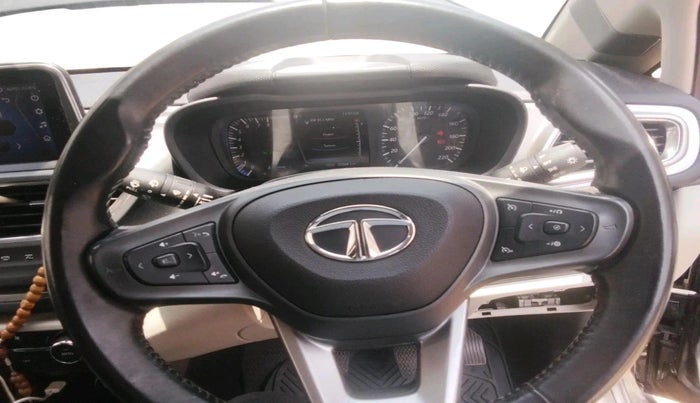 2021 Tata ALTROZ XZ PETROL, Petrol, Manual, 32,569 km, interior