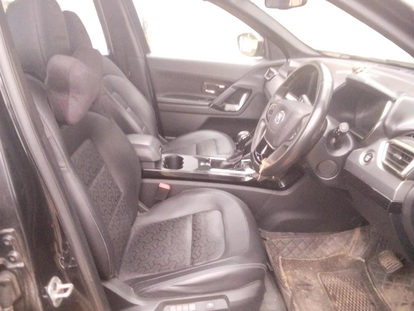 2023 Tata Harrier XZA PLUS 2.0L DARK EDITION, Diesel, Automatic, 1,22,595 km, interior
