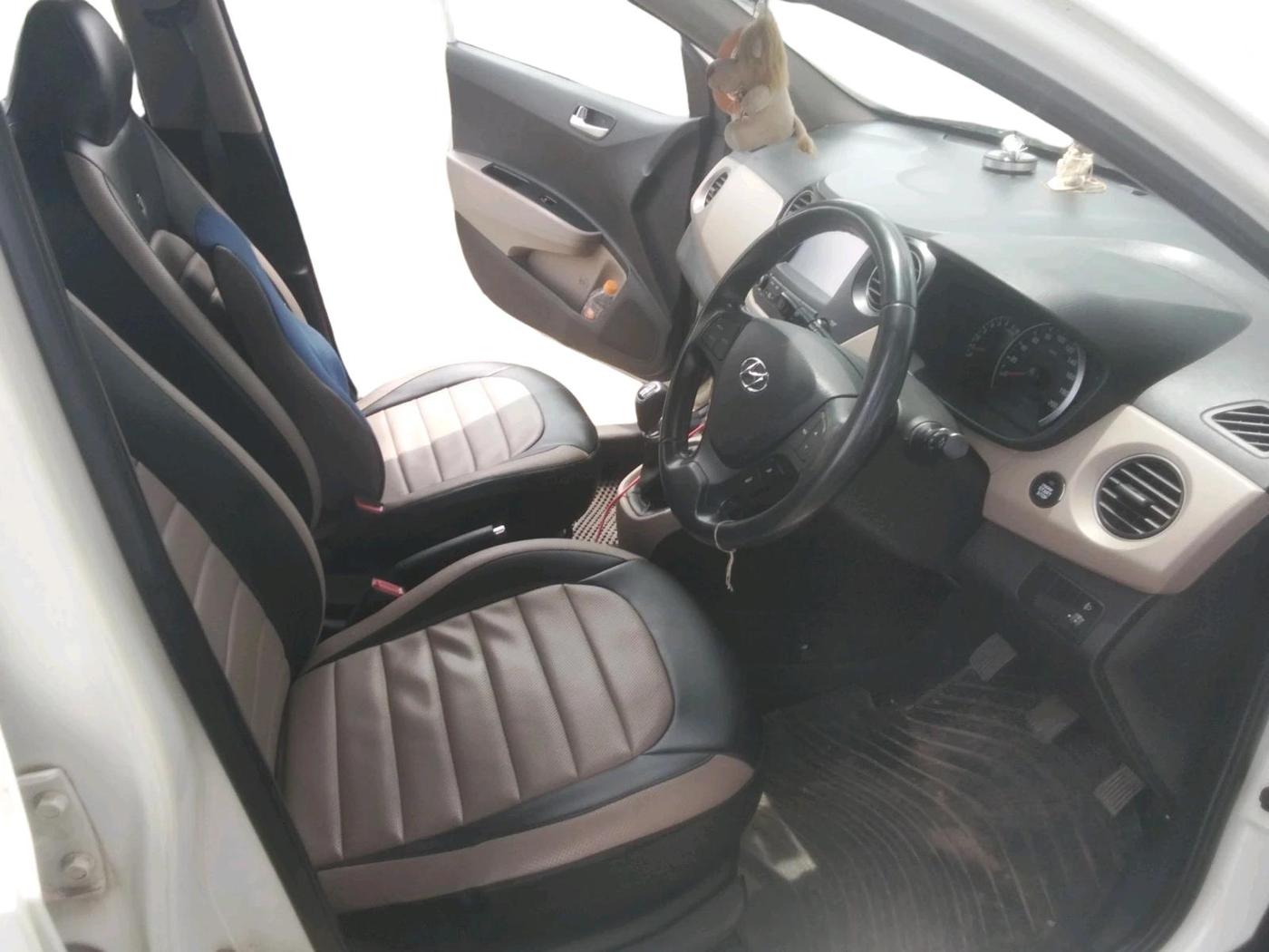 2017 Hyundai Grand i10 ASTA 1.2 KAPPA VTVT, Petrol, Manual, 47,943 km, interior