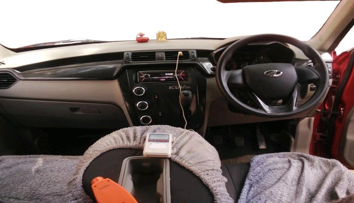 2016 Mahindra Kuv100 K4 6 STR, Petrol, Manual, 52,158 km, interior