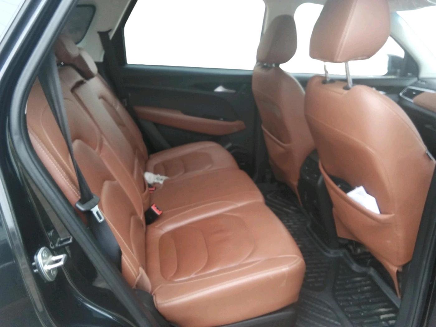 2022 MG HECTOR PLUS SELECT 2.0 DIESEL TURBO MT 7-STR, Diesel, Manual, 68,630 km, interior
