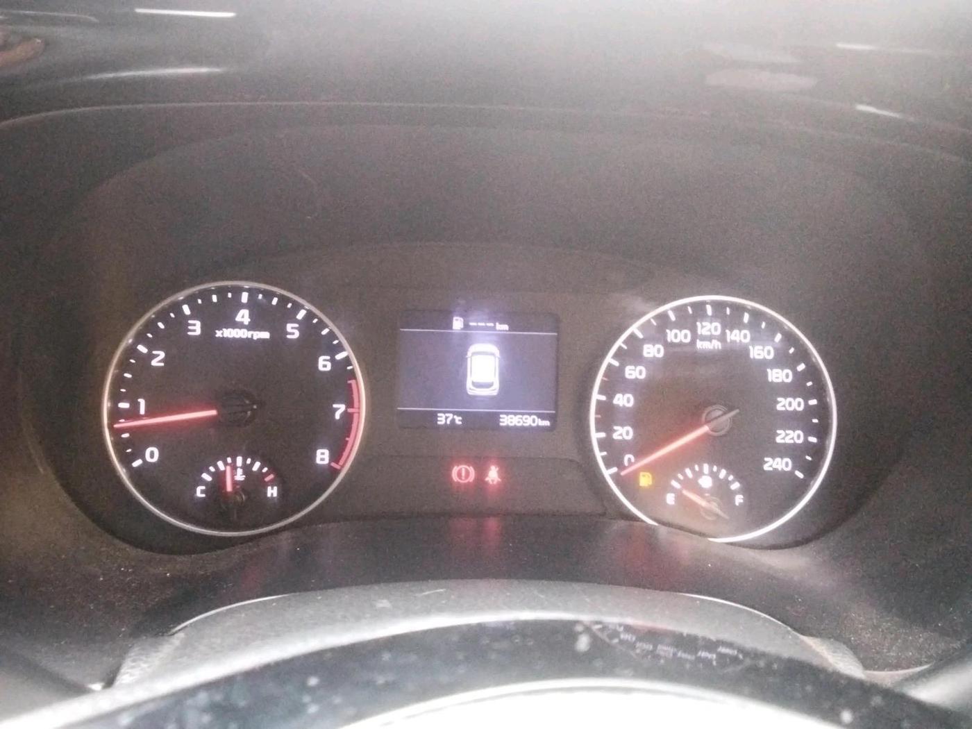 2022 KIA SELTOS HTX PETROL 1.5, Petrol, Manual, 38,690 km, interior