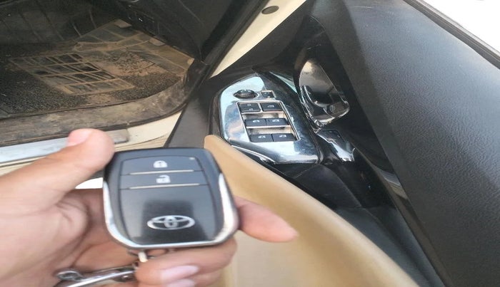 2019 Toyota Innova Crysta 2.4 ZX 7 STR, Diesel, Manual, 1,06,856 km, interior