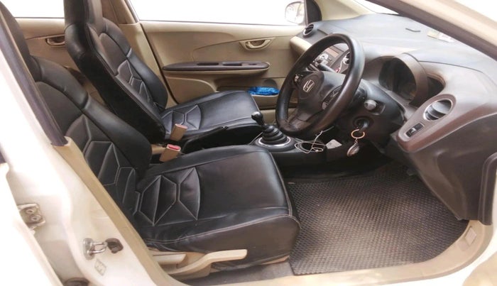 2013 Honda Amaze 1.5L I-DTEC S, Diesel, Manual, 3,02,879 km, interior