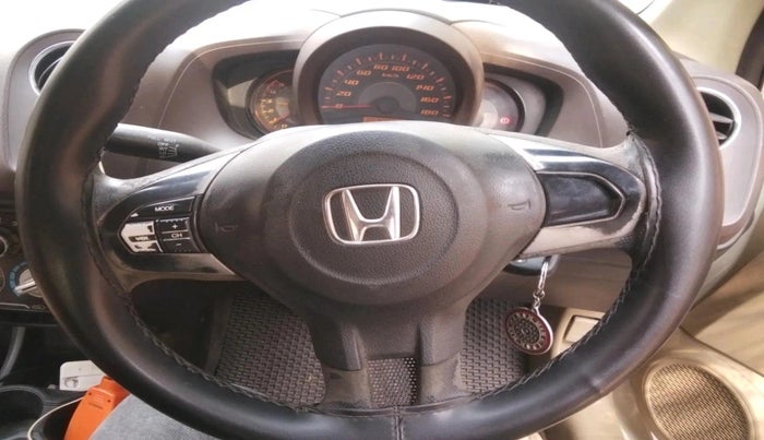2013 Honda Amaze 1.5L I-DTEC S, Diesel, Manual, 3,02,879 km, interior