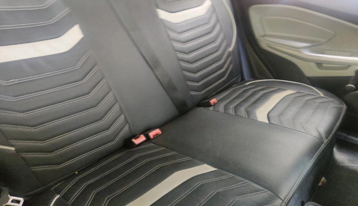 2015 Ford Ecosport AMBIENTE 1.5L DIESEL, Diesel, Manual, 1,02,229 km, interior