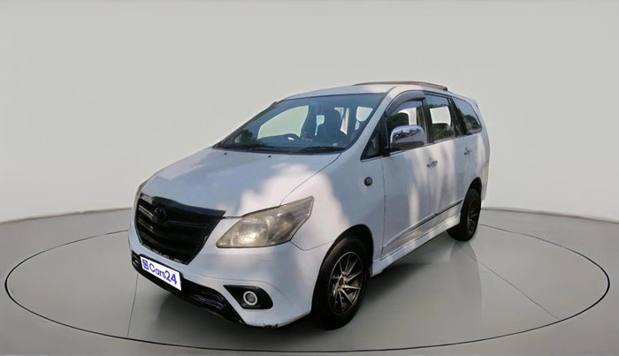 2011 Toyota Innova 2.5 E 7 STR, Diesel, Manual, 1,60,455 km, exterior