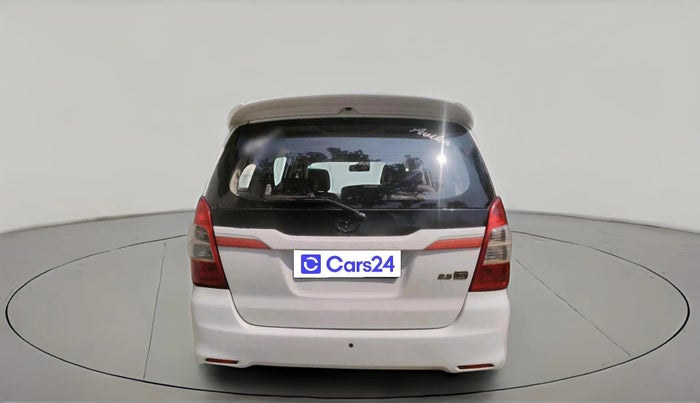 2011 Toyota Innova 2.5 E 7 STR, Diesel, Manual, 1,60,455 km, exterior