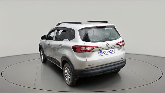 2021 Renault TRIBER RXL MT, Petrol, Manual, 24,777 km, exterior