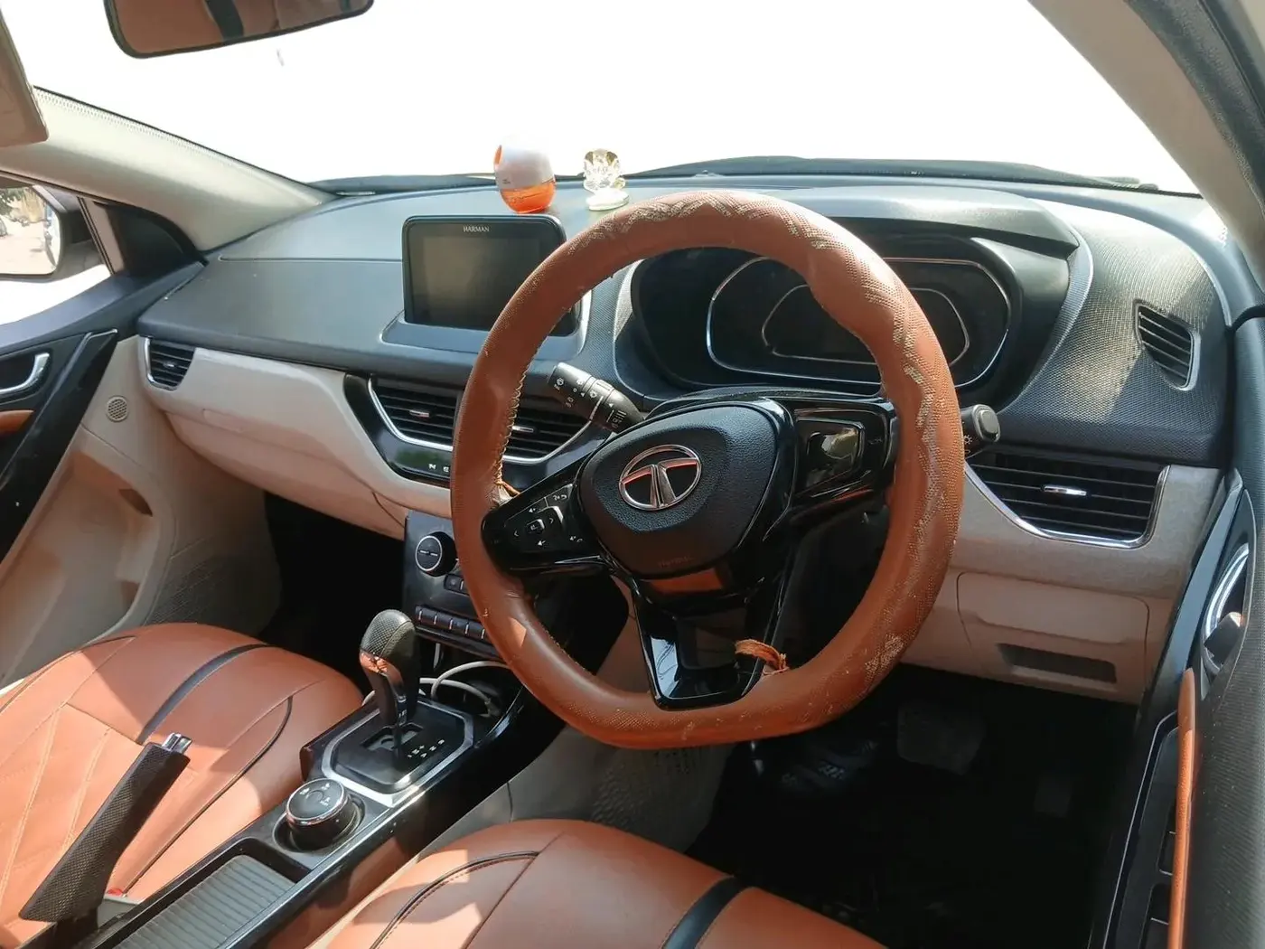 2021 Tata NEXON XZA PLUS PETROL, Petrol, Automatic, 37,687 km, interior