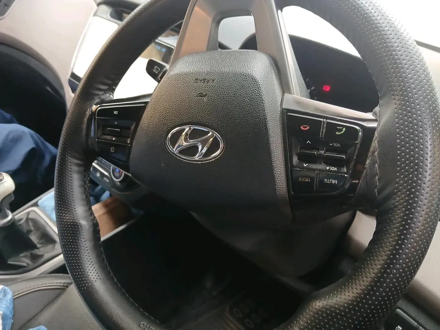 2017 Hyundai Creta SX (O) 1.6 DIESEL, Diesel, Manual, 2,79,507 km, interior