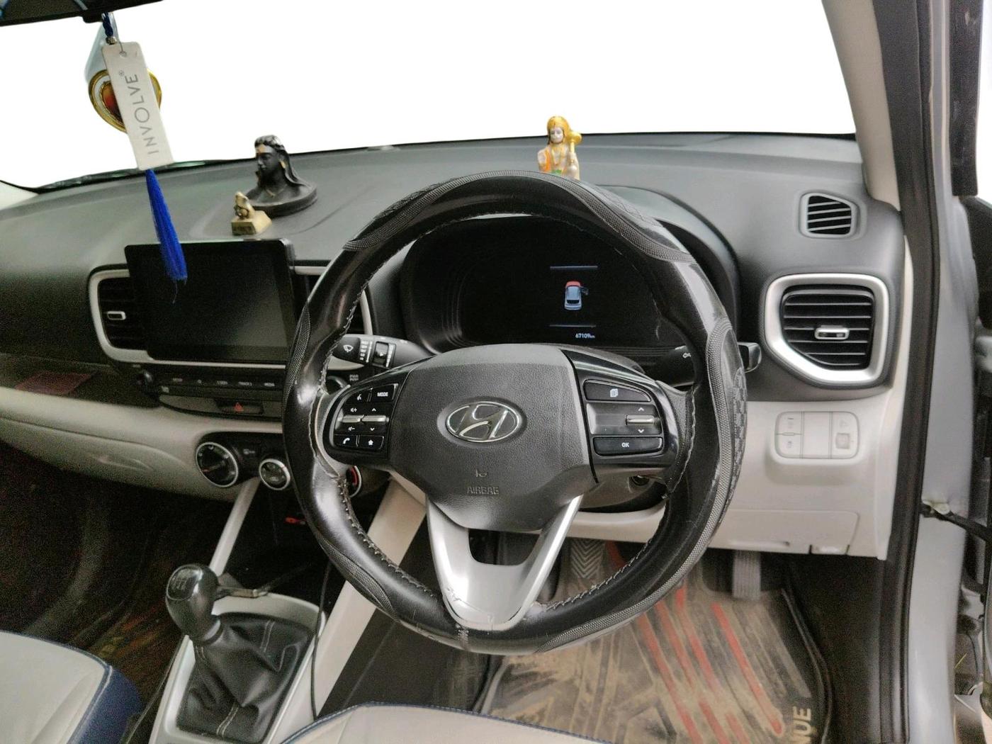 2023 Hyundai VENUE S(O) 1.2, Petrol, Manual, 67,109 km, interior