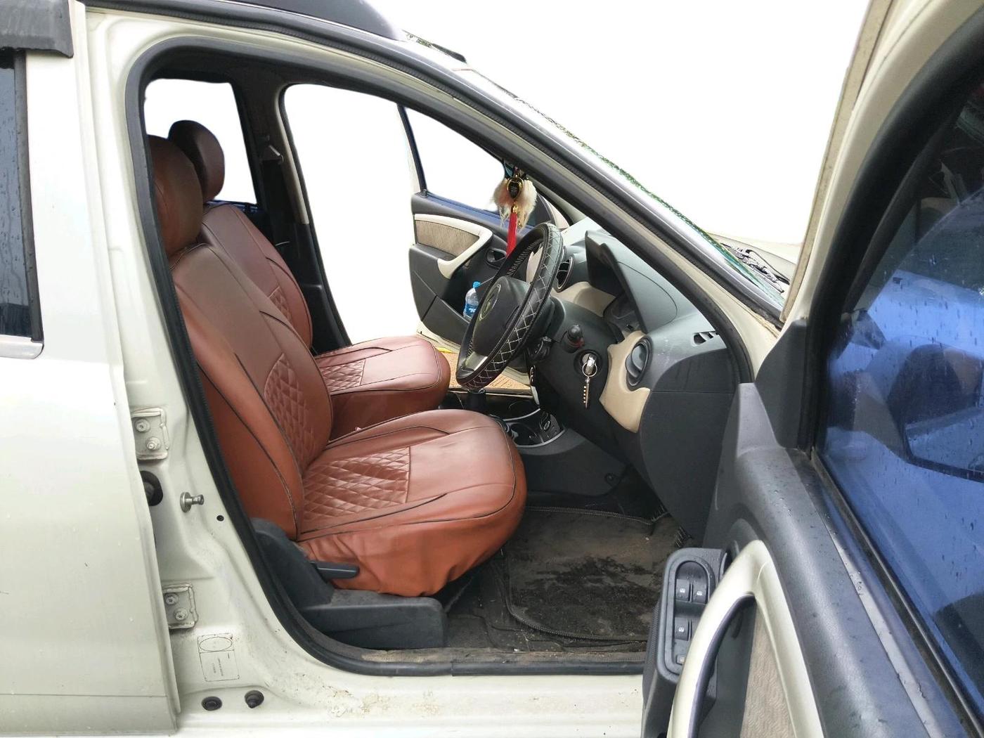 2014 Renault Duster 85 PS RXL DIESEL, Diesel, Manual, 94,599 km, interior