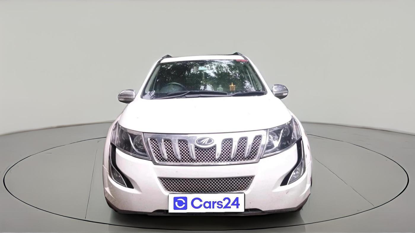 2017 Mahindra XUV500 W10, Diesel, Manual, 64,294 km, exterior
