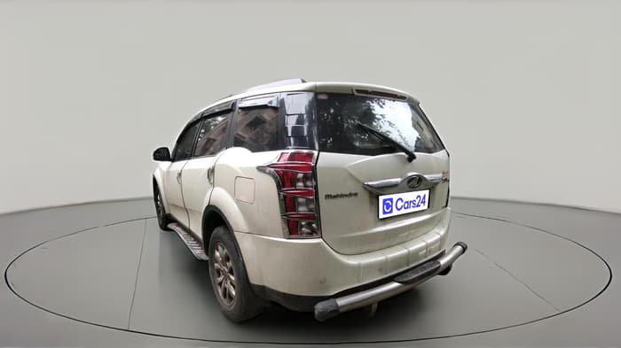 2017 Mahindra XUV500 W10, Diesel, Manual, 64,294 km, exterior