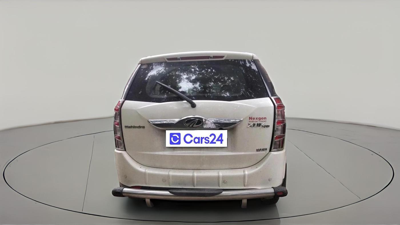 2017 Mahindra XUV500 W10, Diesel, Manual, 64,294 km, exterior