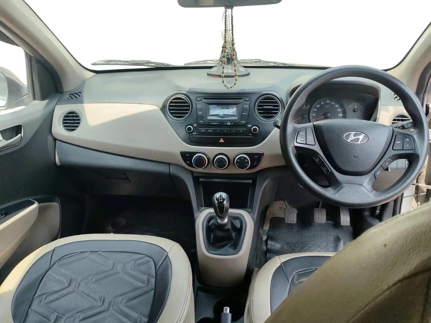 2015 Hyundai Xcent S 1.1 CRDI, Diesel, Manual, 63,652 km, interior
