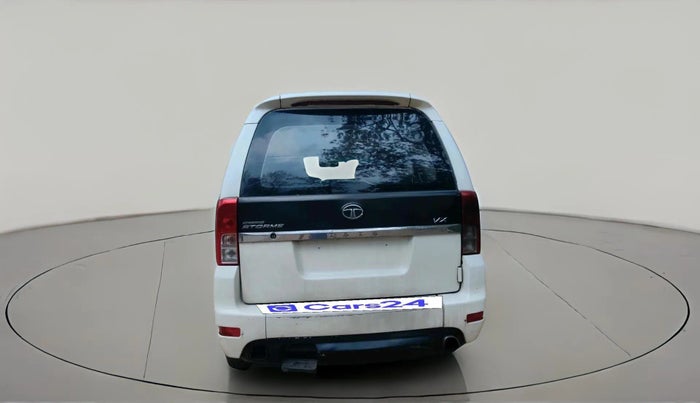 2014 Tata Safari Storme 2.2 LX 4X2, Diesel, Manual, 67,888 km, exterior