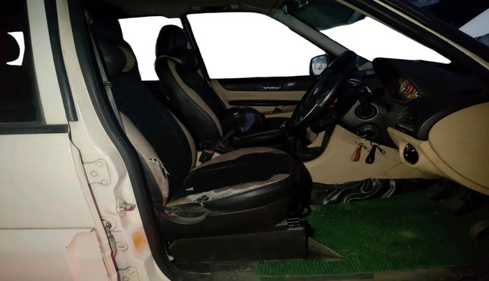 2014 Tata Safari Storme 2.2 LX 4X2, Diesel, Manual, 67,888 km, interior