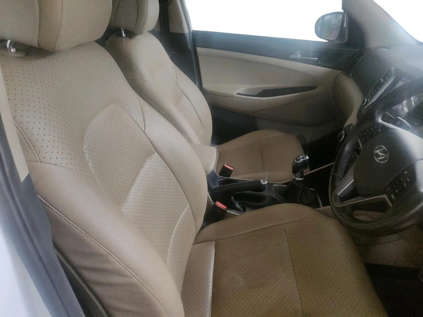 2017 Hyundai Tucson 2WD MT PETROL, Petrol, Manual, 41,366 km, interior