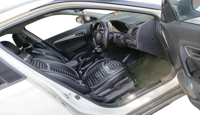 2017 Maruti Vitara Brezza ZDI PLUS, Diesel, Manual, 1,21,047 km, interior