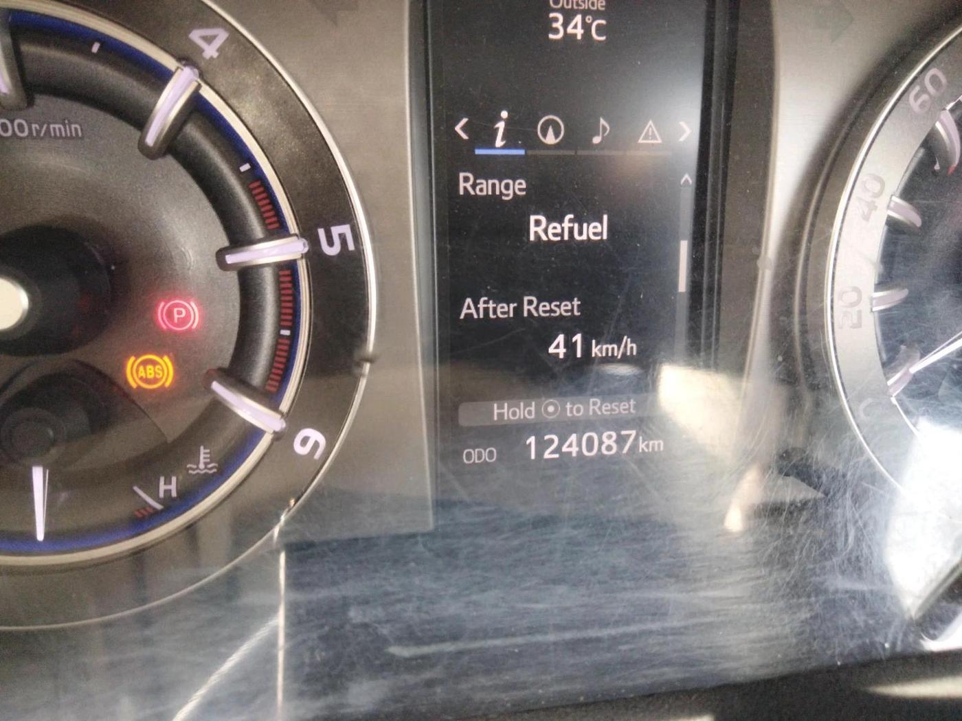 2018 Toyota Innova Crysta 2.4 VX 8 STR, Diesel, Manual, 1,24,087 km, interior