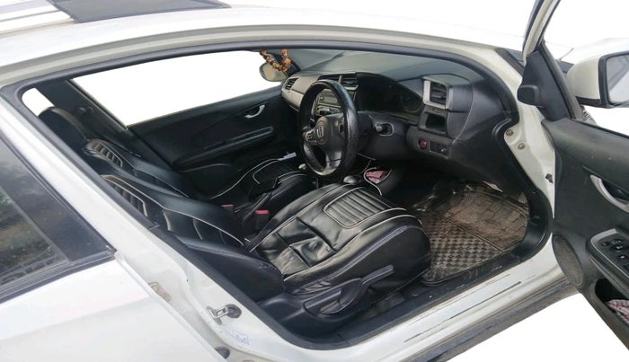 2017 Honda BR-V 1.5L I- DTEC V, Diesel, Manual, 1,61,276 km, interior