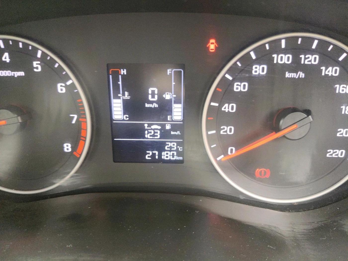 2020 Hyundai Elite i20 SPORTZ PLUS 1.2, Petrol, Manual, 27,180 km, interior