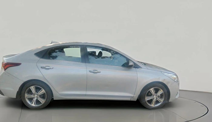 2017 Hyundai Verna 1.6 SX (O) CRDI MT, Diesel, Manual, 61,422 km, exterior