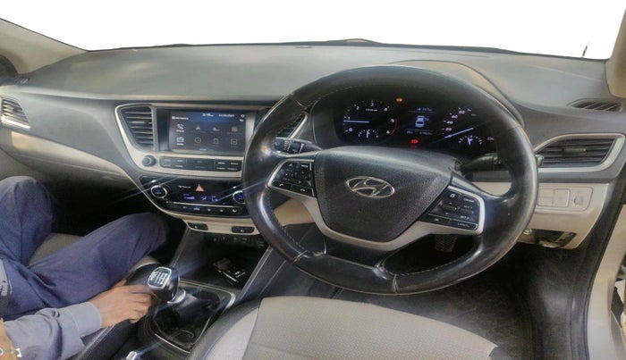2017 Hyundai Verna 1.6 SX (O) CRDI MT, Diesel, Manual, 61,422 km, interior