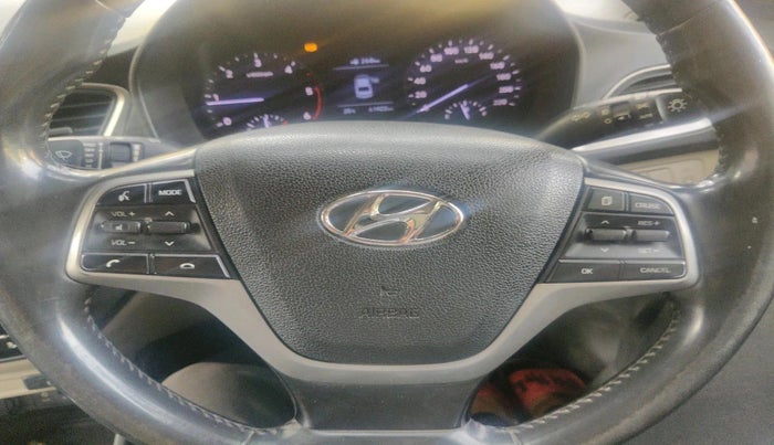 2017 Hyundai Verna 1.6 SX (O) CRDI MT, Diesel, Manual, 61,422 km, interior