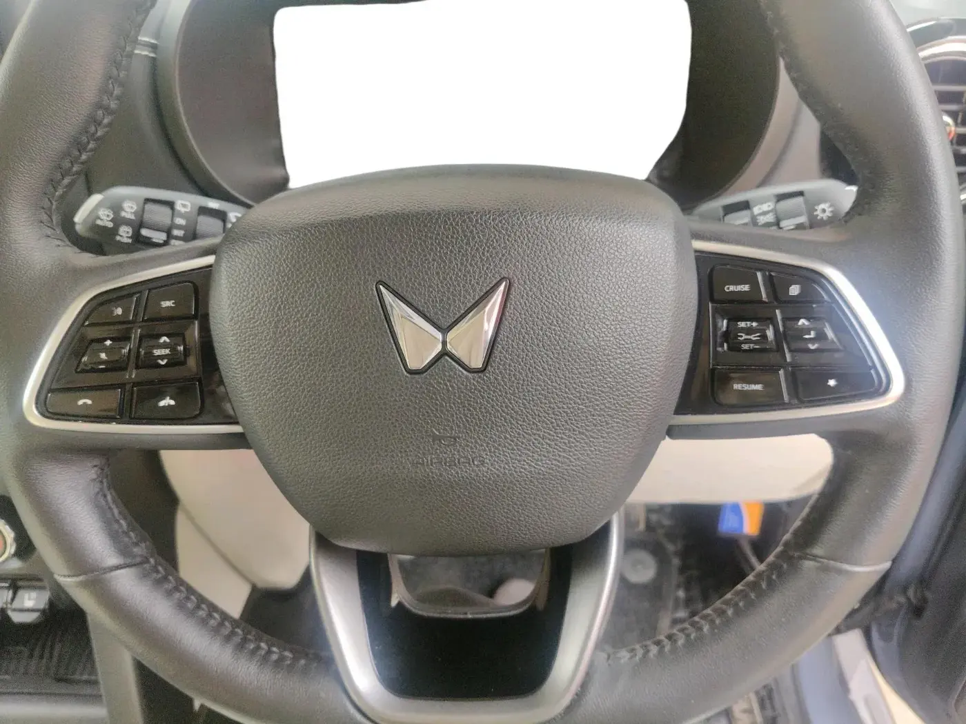 2025 Mahindra Thar Roxx AX7 L Diesel AT 4WD, Diesel, Automatic, 16,918 km, interior