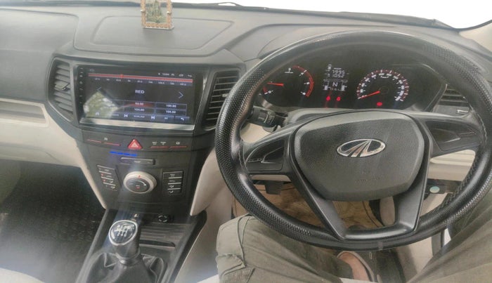 2021 Mahindra XUV300 W4 1.5 DIESEL, Diesel, Manual, 77,151 km, interior