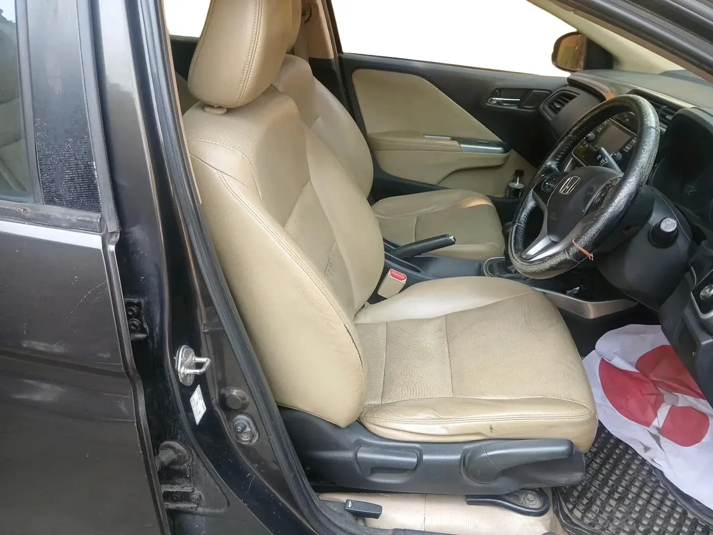 2015 Honda City 1.5L I-DTEC VX, Diesel, Manual, 91,439 km, interior