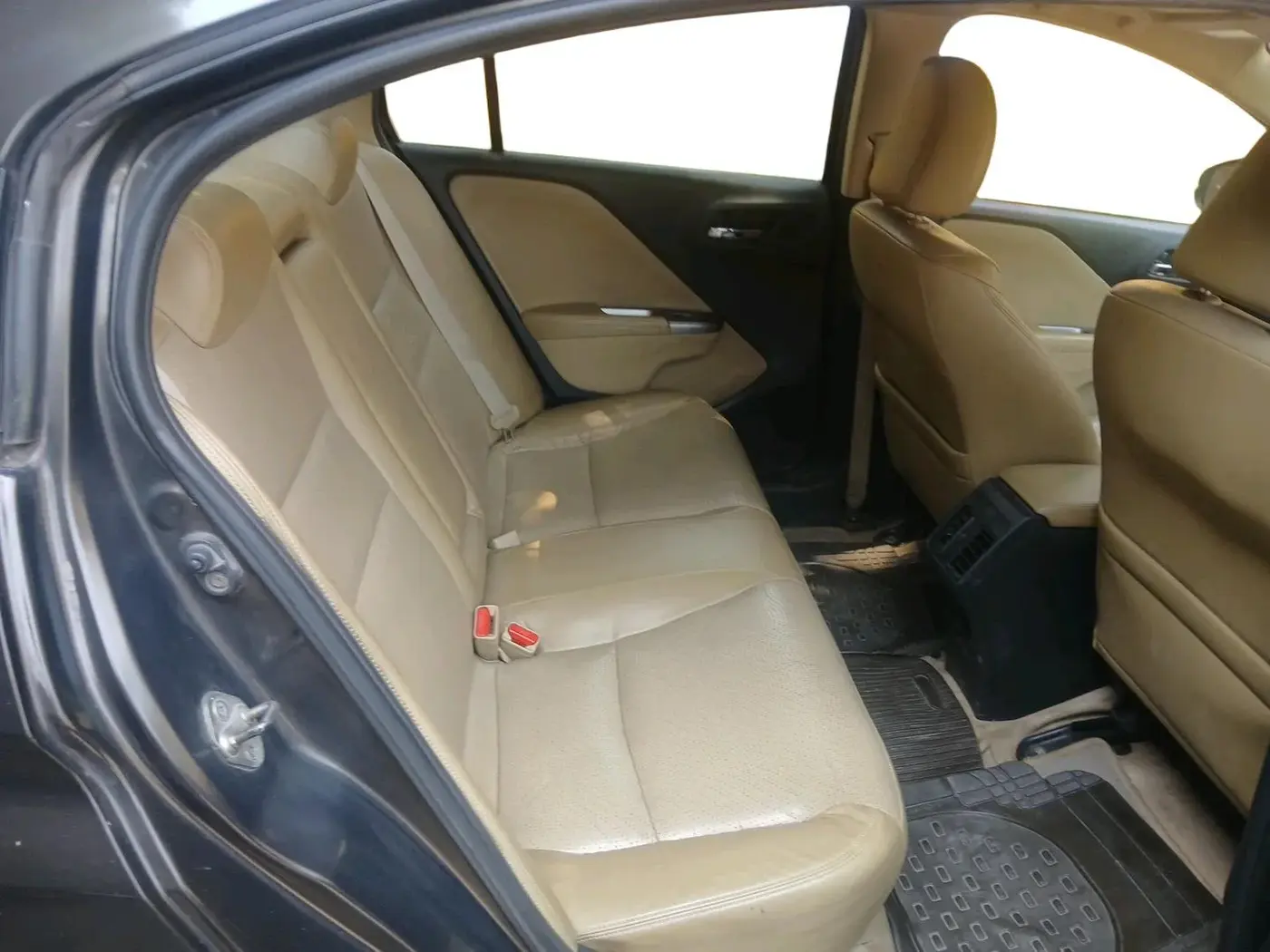 2015 Honda City 1.5L I-DTEC VX, Diesel, Manual, 91,439 km, interior
