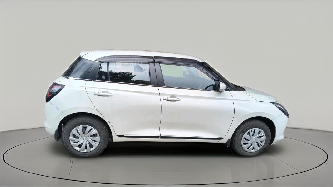 2024 Maruti Swift VXi AMT, Petrol, Automatic, 6,060 km, exterior