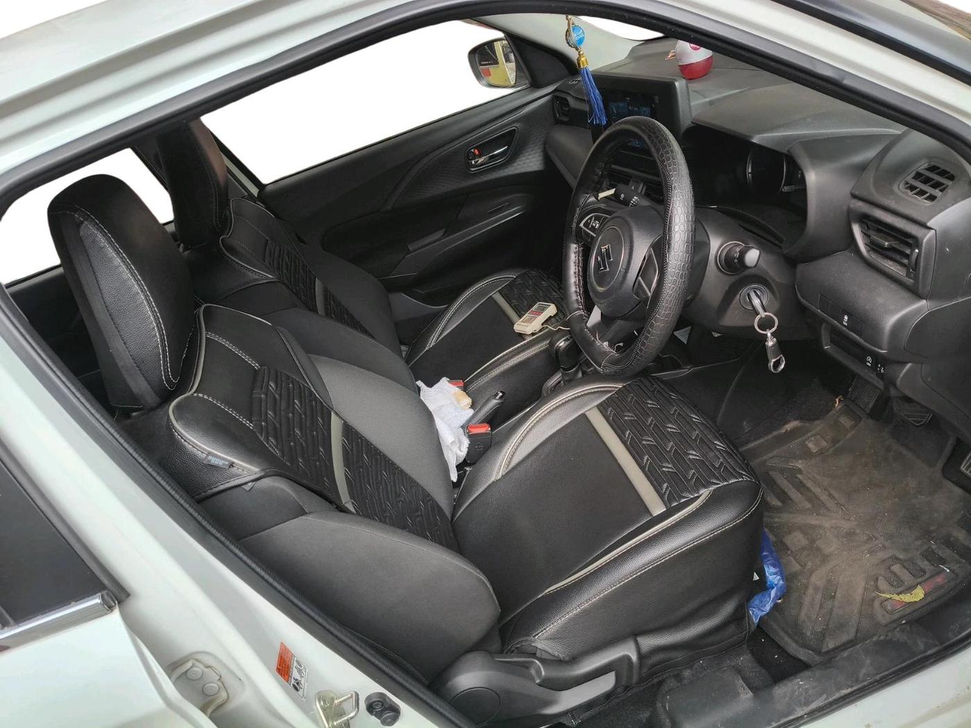2024 Maruti Swift VXi AMT, Petrol, Automatic, 6,060 km, interior