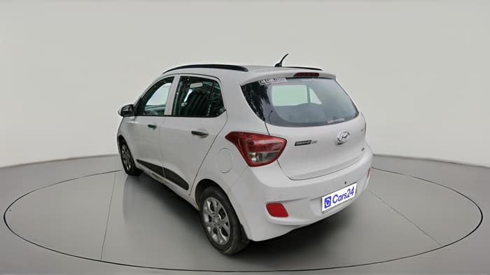 2013 Hyundai Grand i10 SPORTZ 1.2 KAPPA VTVT, Petrol, Manual, 1,06,177 km, exterior