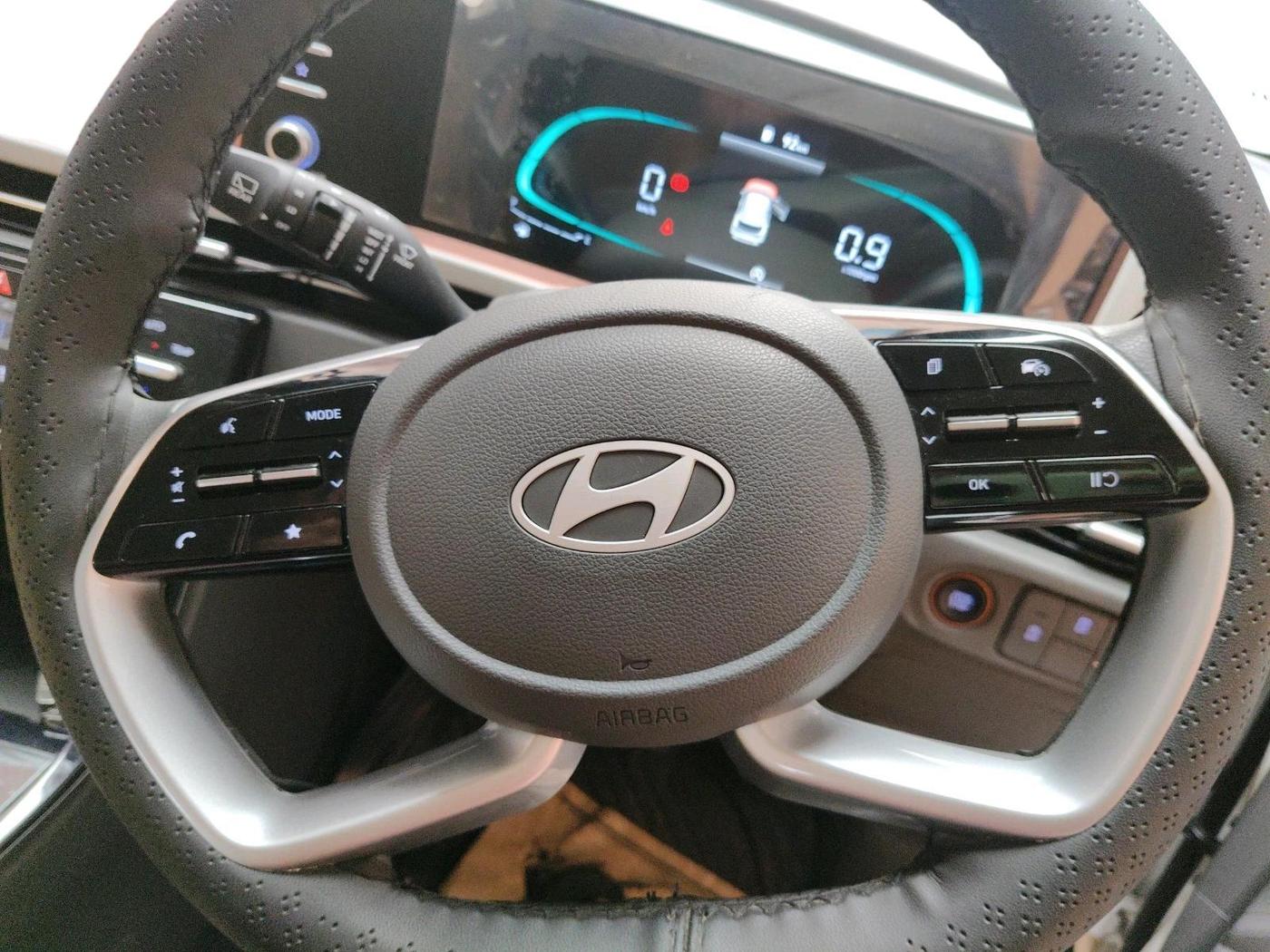 2025 Hyundai Creta S (O) 1.5 PETROL, Petrol, Manual, 12,454 km, interior