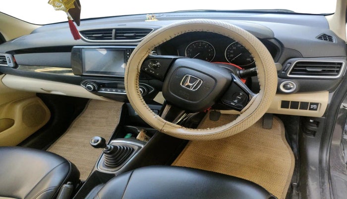 2018 Honda Amaze 1.2L I-VTEC VX, Petrol, Manual, 67,564 km, interior