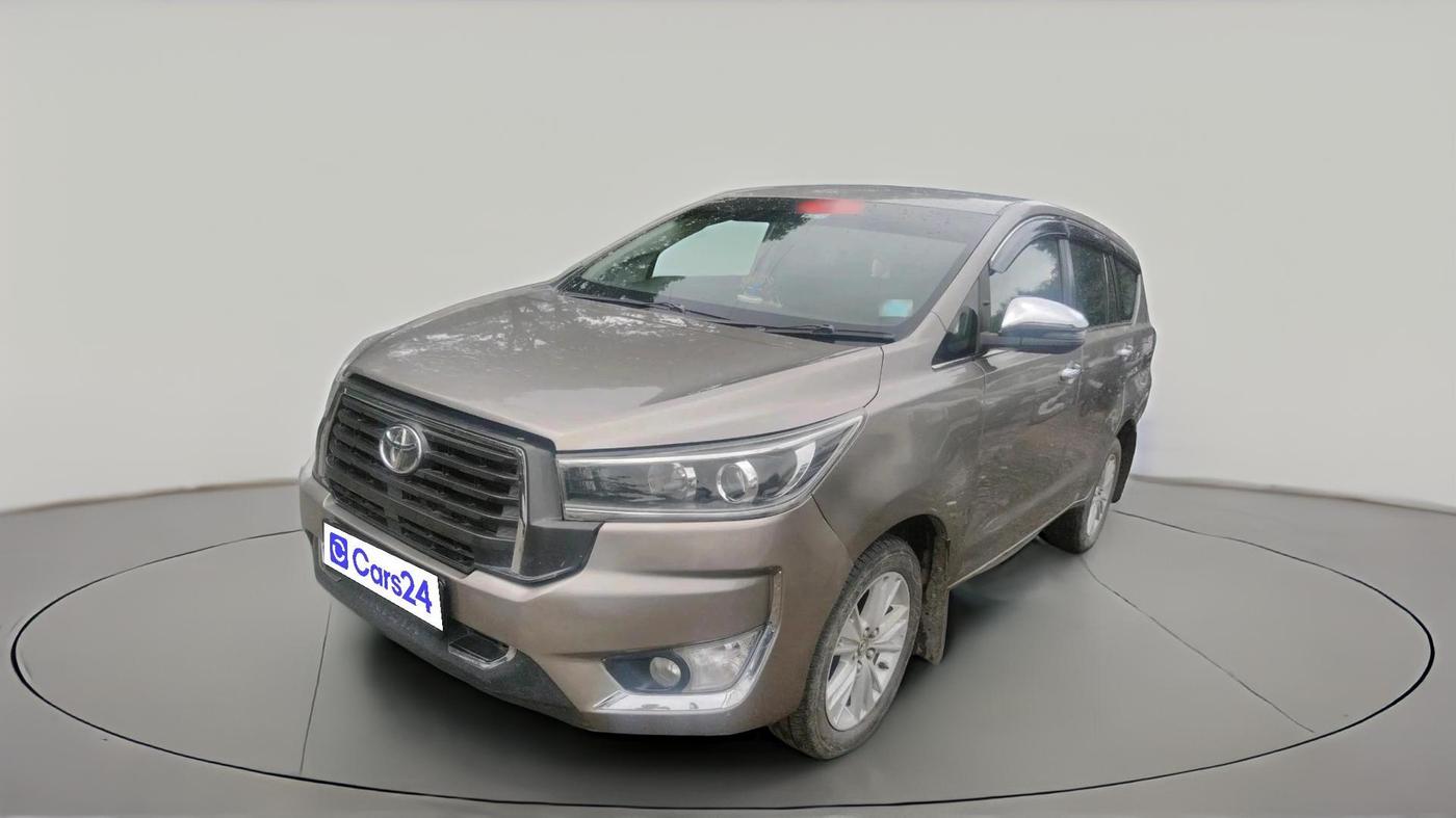 2018 Toyota Innova Crysta 2.4 ZX 7 STR, Diesel, Manual, 1,66,333 km, exterior