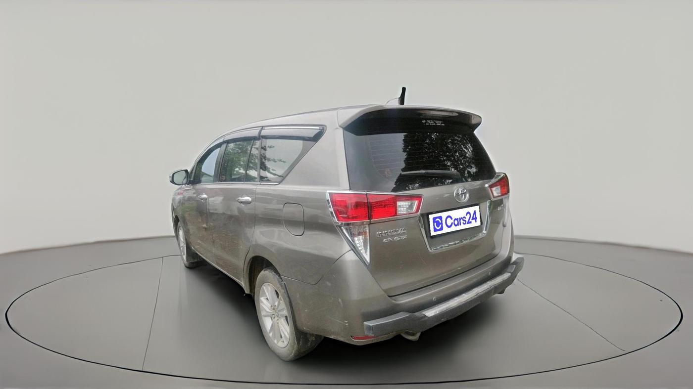 2018 Toyota Innova Crysta 2.4 ZX 7 STR, Diesel, Manual, 1,66,333 km, exterior