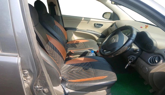 2013 Hyundai i10 MAGNA 1.2, Petrol, Manual, 30,566 km, interior