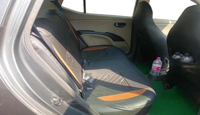 2013 Hyundai i10 MAGNA 1.2, Petrol, Manual, 30,566 km, interior