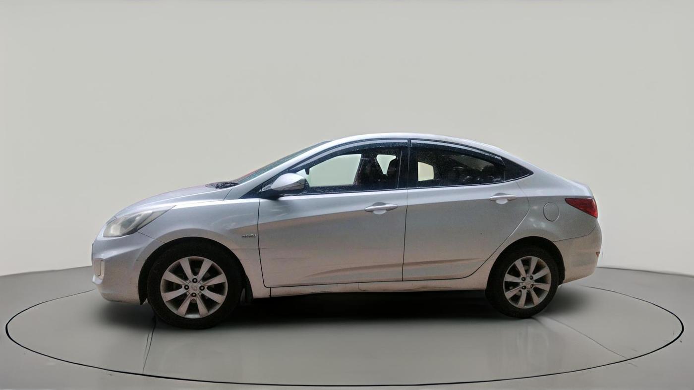 2012 Hyundai Verna FLUIDIC 1.6 CRDI SX, Diesel, Manual, 1,76,782 km, exterior