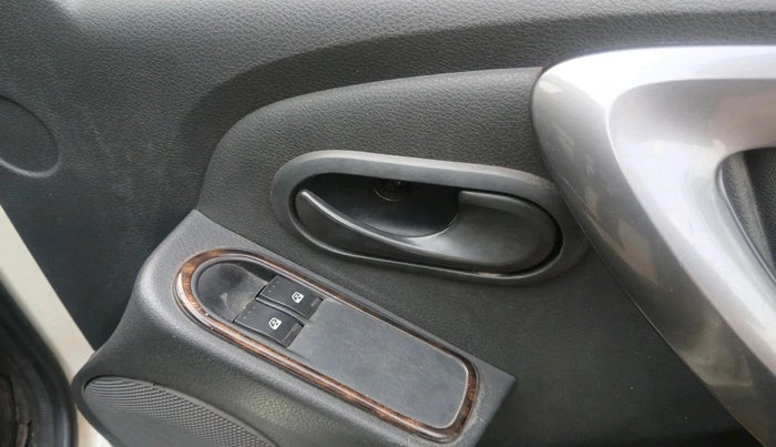 2014 Renault Duster 85 PS RXE DIESEL, Diesel, Manual, 72,003 km, interior