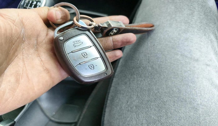 2019 Hyundai New Elantra 1.6 SX MT DIESEL, Diesel, Manual, 93,460 km, interior