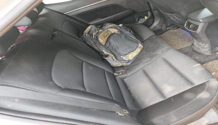 2019 Hyundai New Elantra 1.6 SX MT DIESEL, Diesel, Manual, 93,460 km, interior