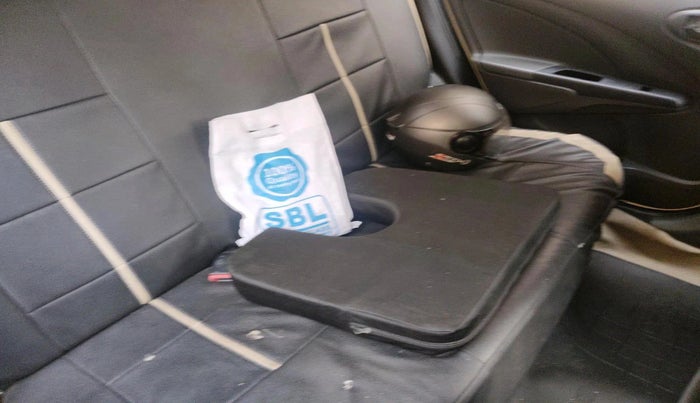 2013 Toyota Etios Liva G, Petrol, Manual, 1,89,700 km, interior